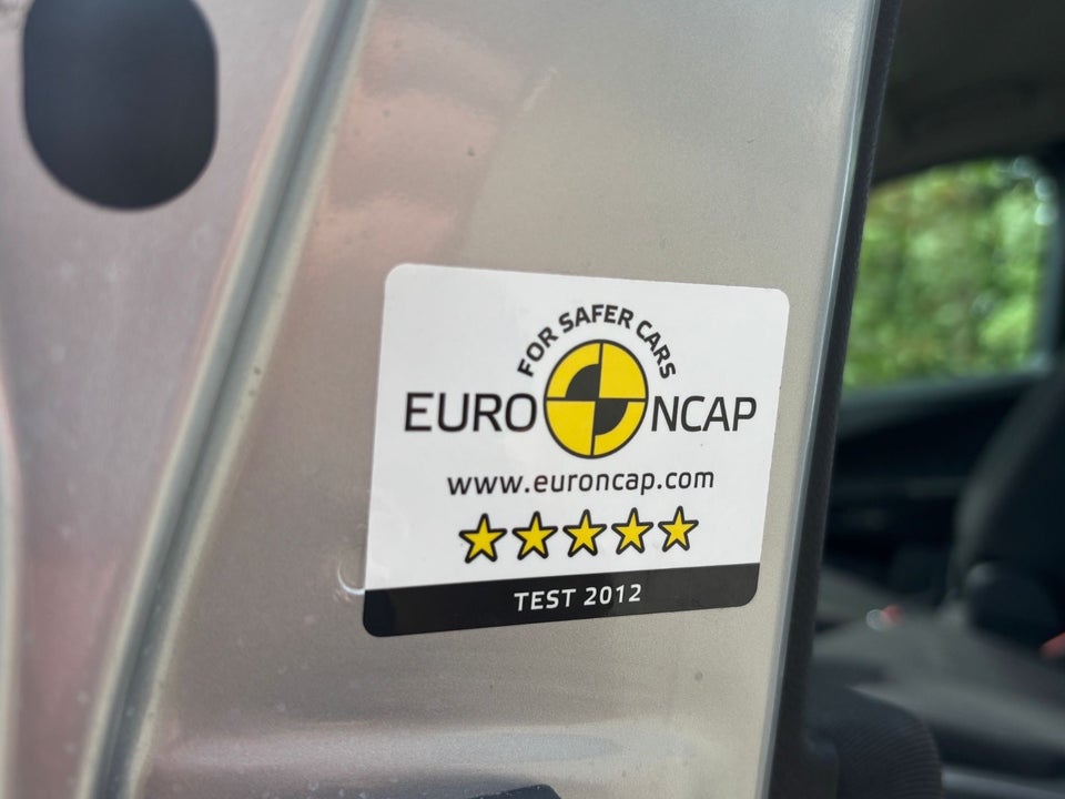 Ford B-MAX 1,0 SCTi 100 Titanium 5d