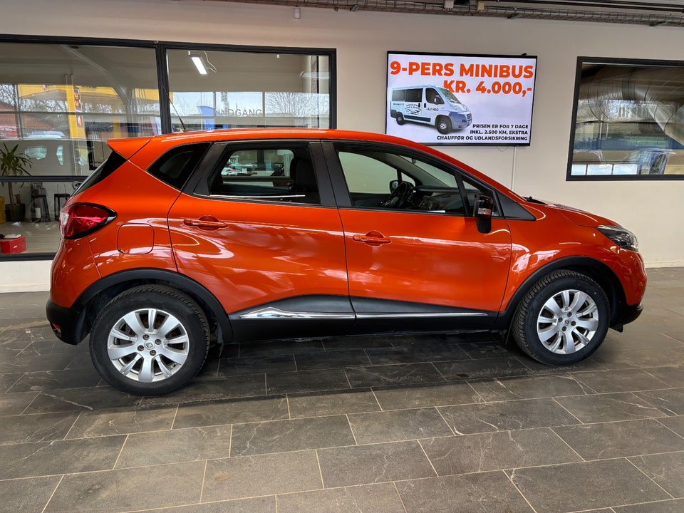 Renault Captur 0,9 TCe 90 Expression 5d