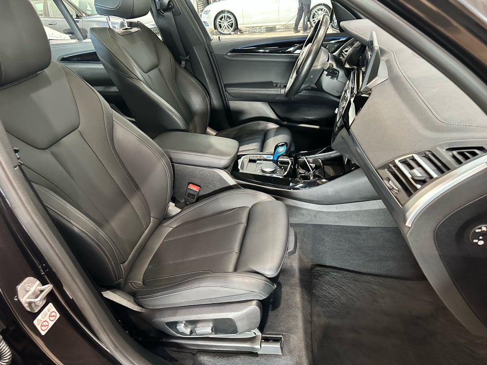 BMW iX3 Charged M-Sport 5d