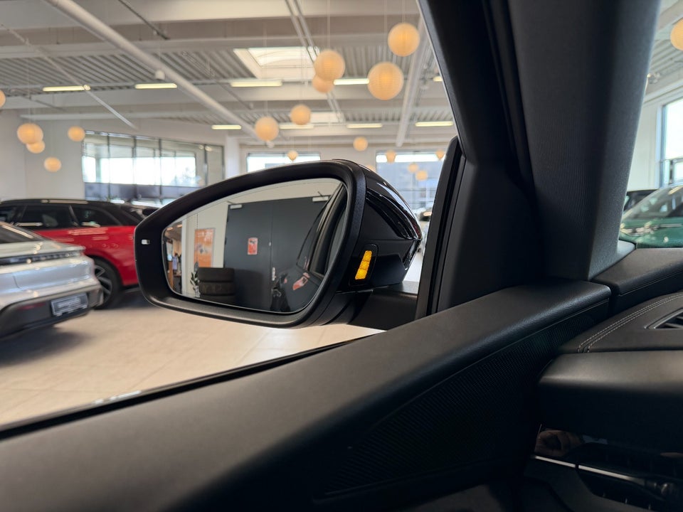 Audi Q6 e-tron Progress 5d