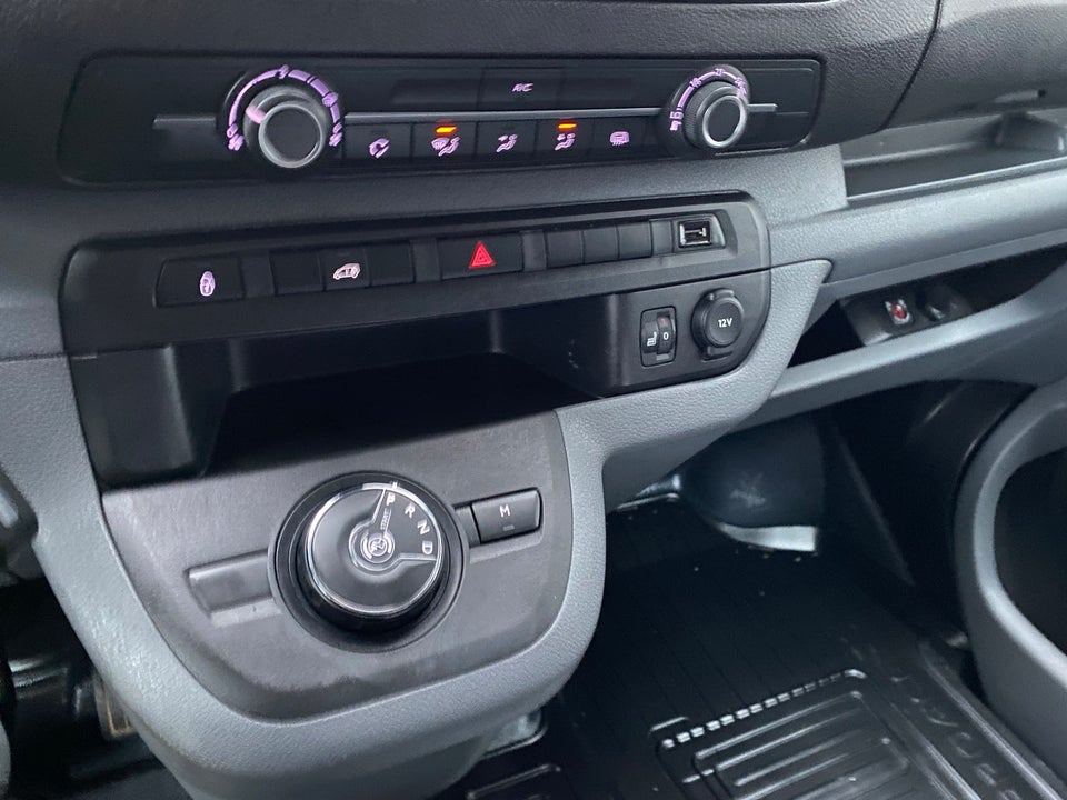 Toyota ProAce 2,0 D 144 Long Comfort Master aut. 4d