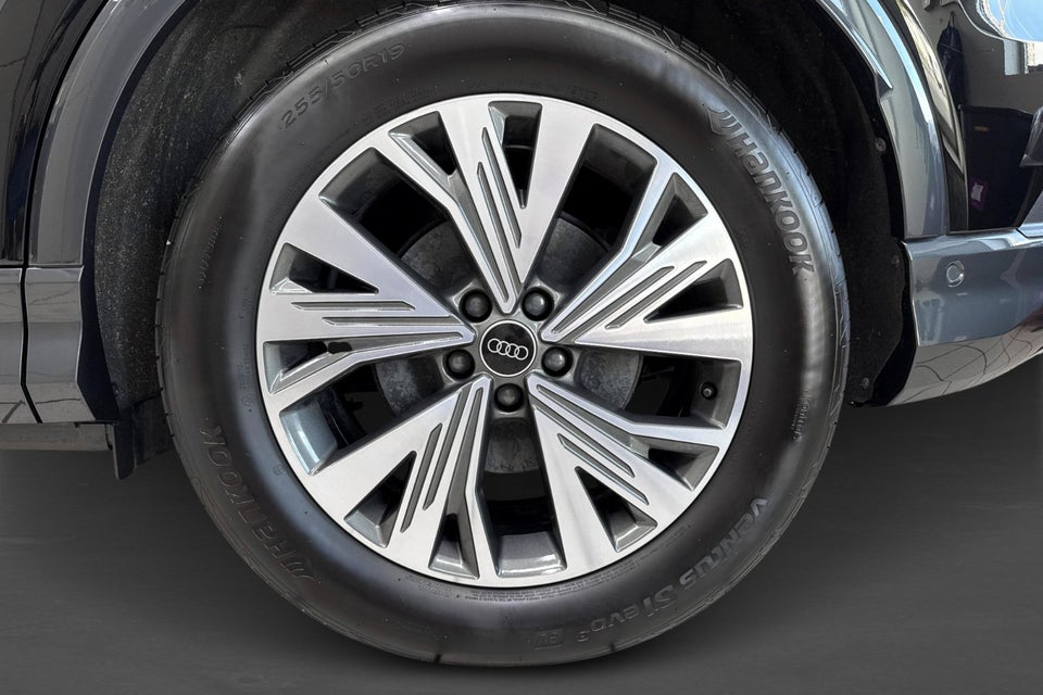 Audi Q4 e-tron 45 Progress 5d