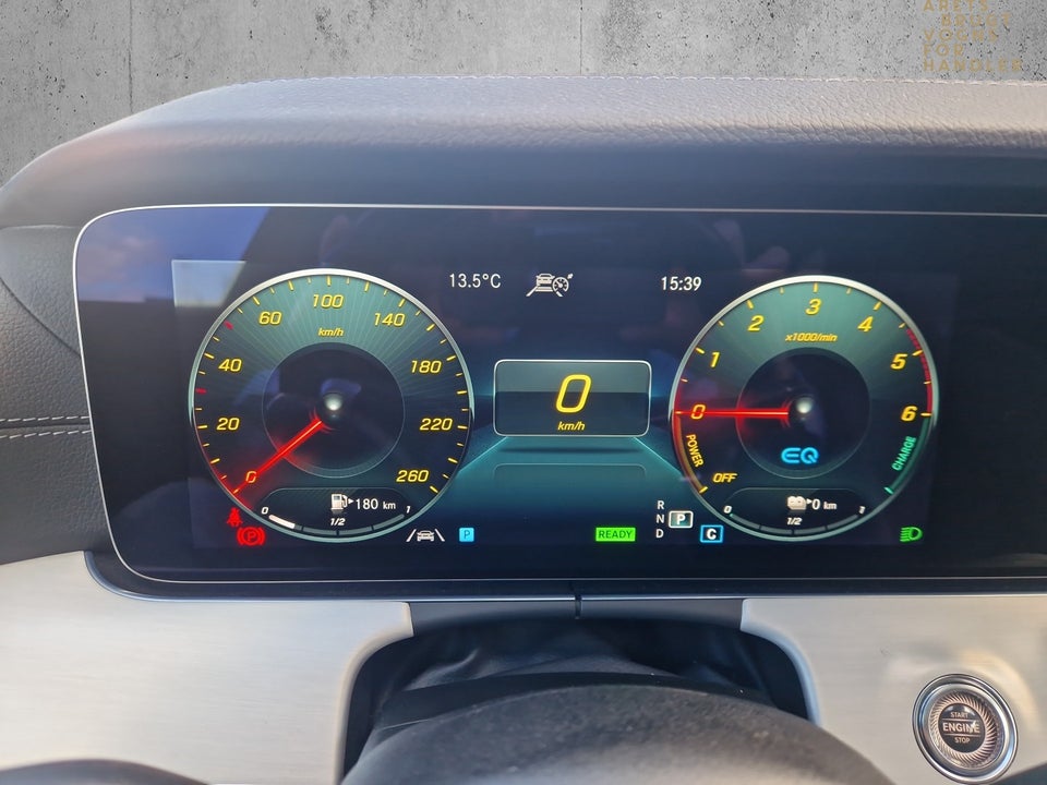 Mercedes E300 de 2,0 AMG Line stc. aut. 5d