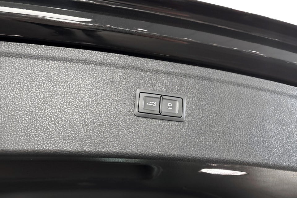Audi Q5 50 TFSi e S-line quattro S-tr. 5d
