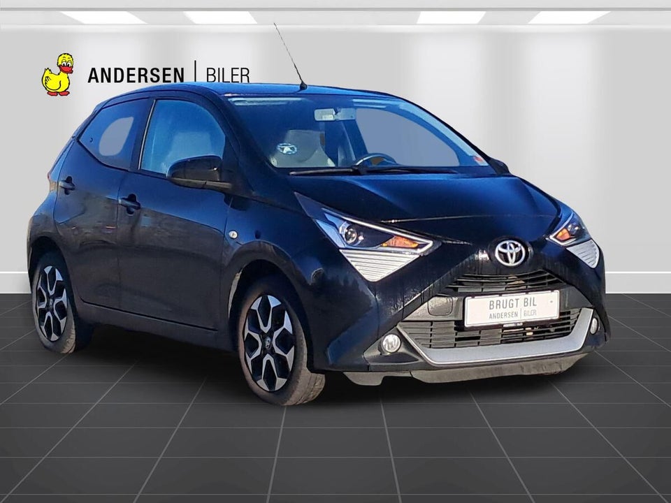 Toyota Aygo 1,0 VVT-i x-press 5d