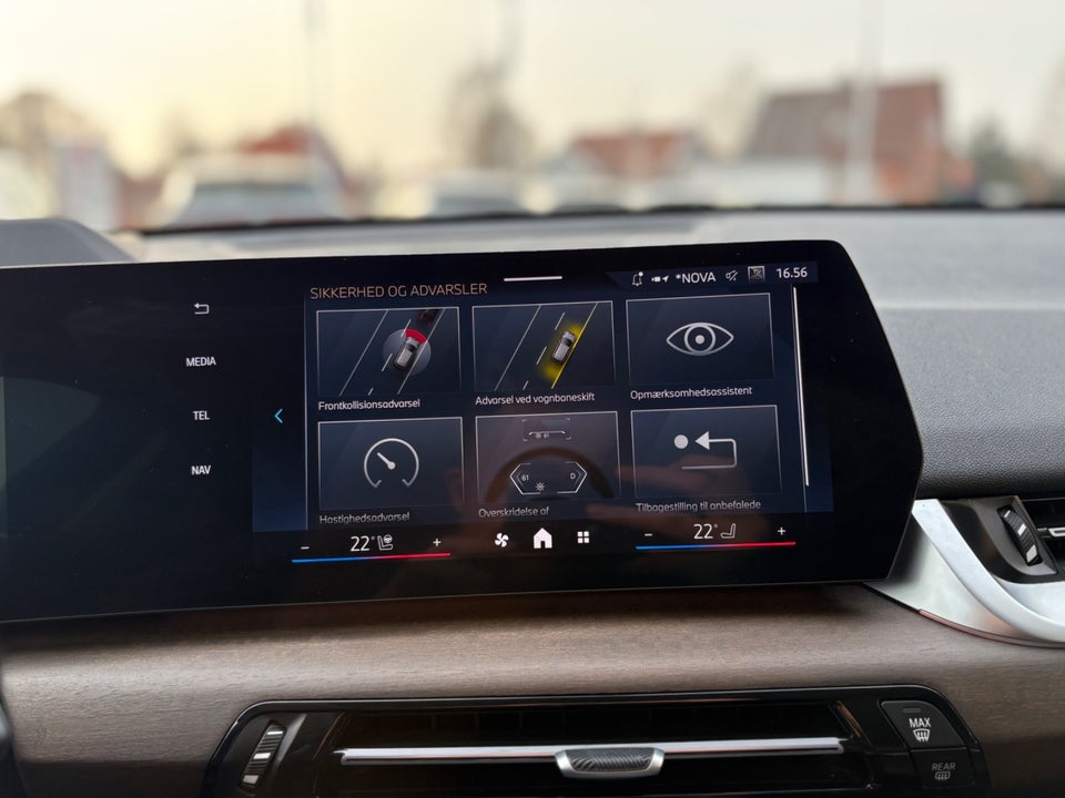 BMW iX1 eDrive20 Fully Charged 5d