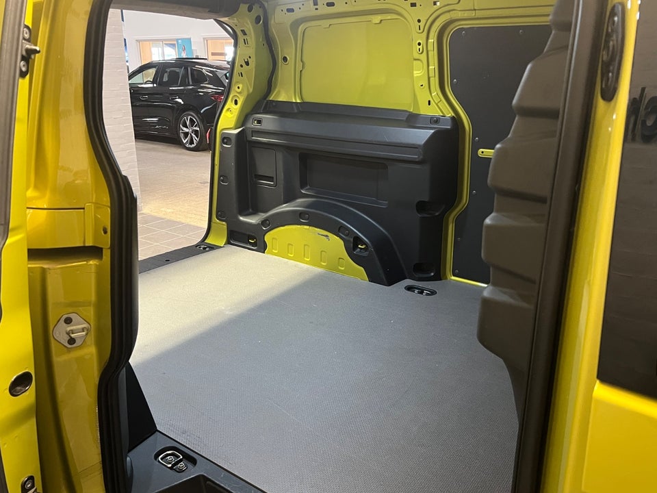 VW ID.Buzz 77 Cargo Pro