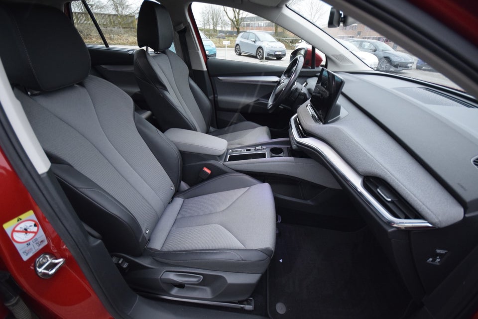 Skoda Enyaq 60 iV Loft 5d