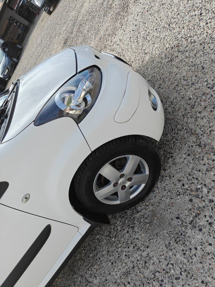Toyota Aygo 1,0 Plus 5d