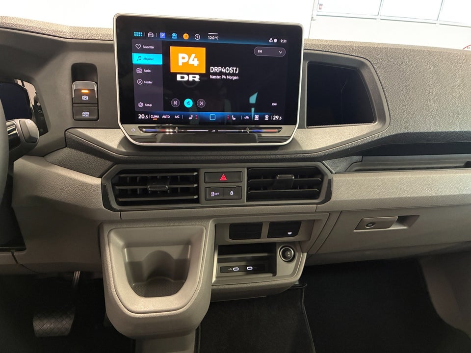 VW Crafter 35 2,0 TDi 140 Kombi L3H3 aut.