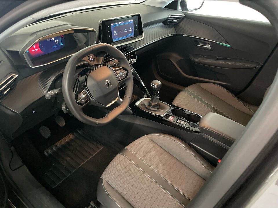 Peugeot 208 1,2 PureTech 100 Allure Pack 5d