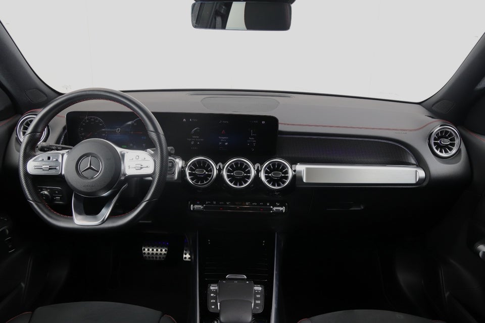 Mercedes EQB250 AMG Line 5d