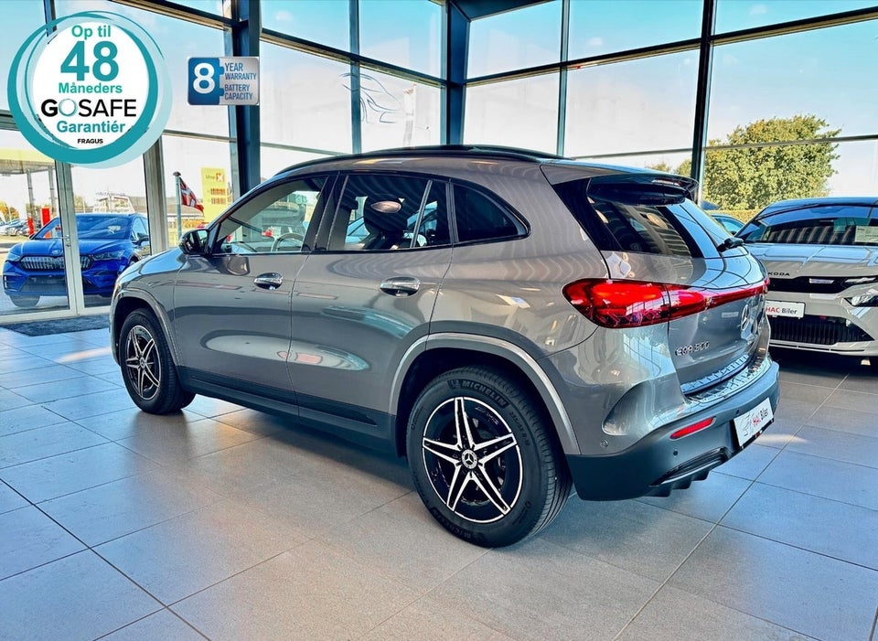Mercedes EQA300 AMG Line 4Matic 5d