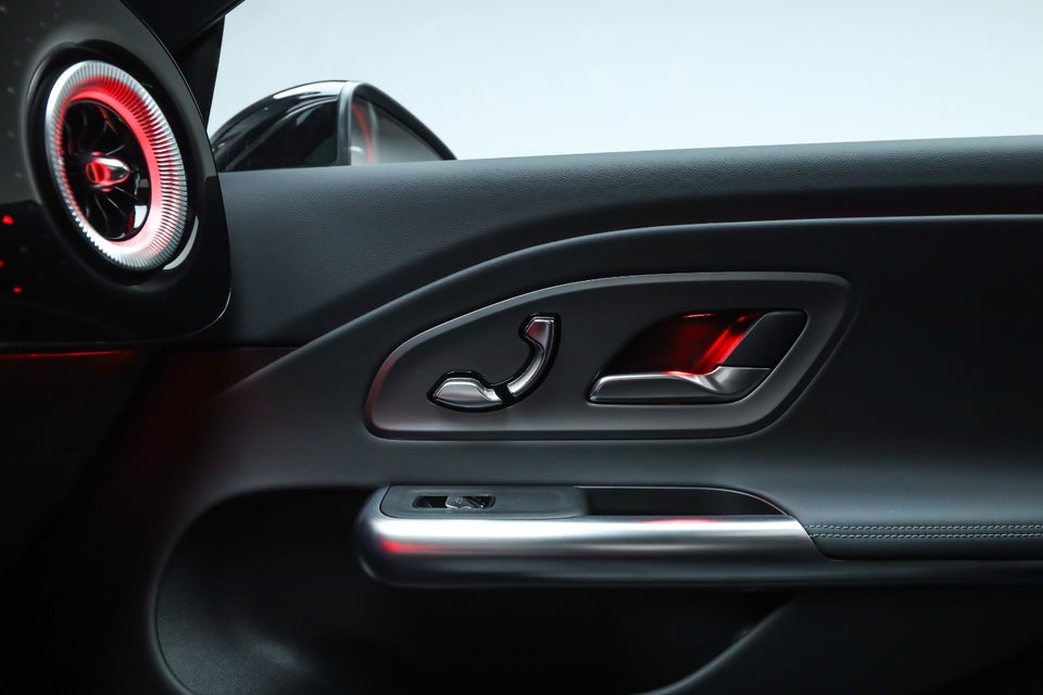 Mercedes CLA250+ EQ Progressive 4d