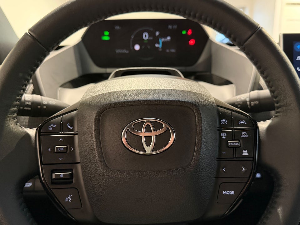 Toyota bZ4X Active 5d