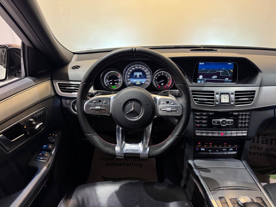 Mercedes E500 4,7 AMG Line aut. 4Matic 4d