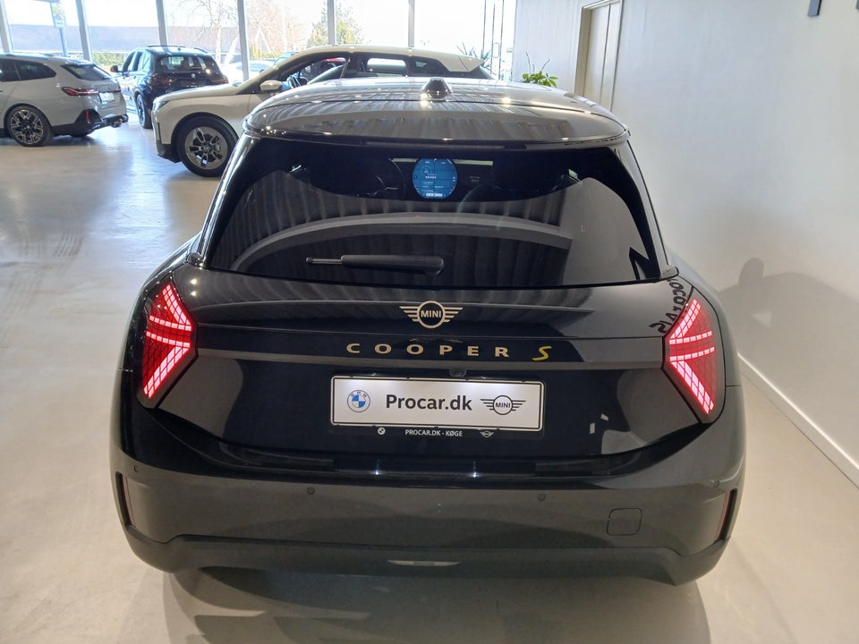 MINI Cooper SE Classic Trim M 3d