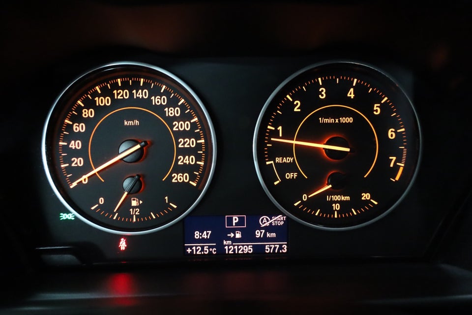 BMW 220i 2,0 Coupé aut. 2d