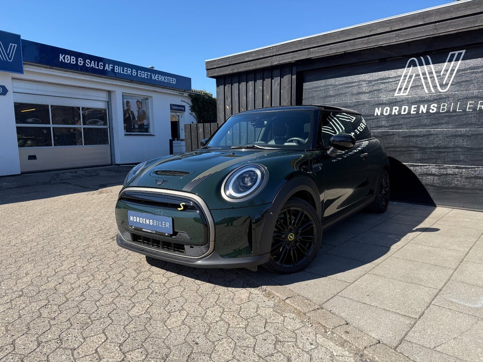 MINI Cooper SE Resolute Edition 3d