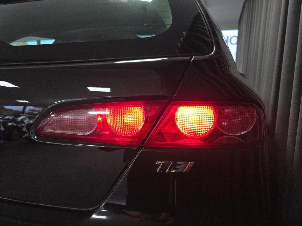 Alfa Romeo 159 1,75 TBi Distinctive Sportwagon 5d