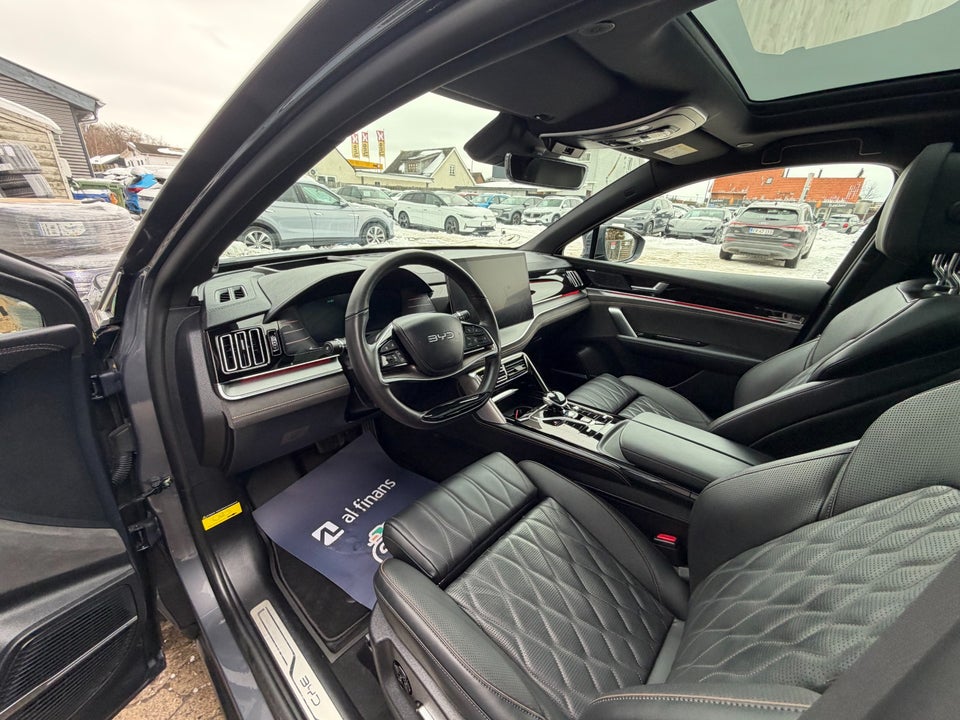 BYD Tang 109 Flagship AWD 7prs 5d