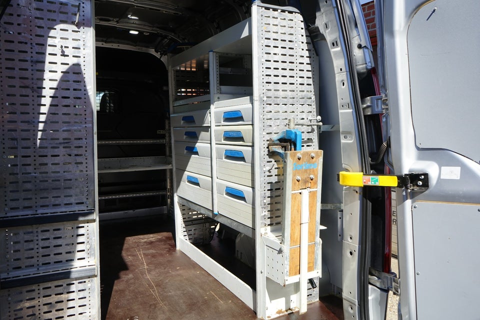 Ford Transit Custom 320 L2 2,0 TDCi 130 Trend