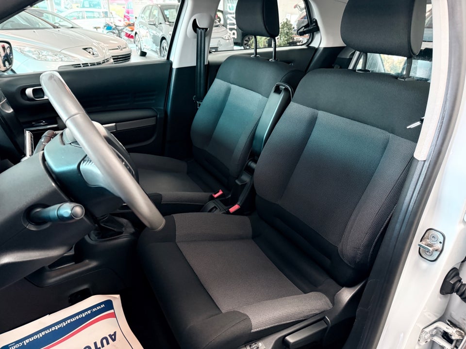 Citroën C4 Cactus 1,6 BlueHDi 100 Feel Van 5d