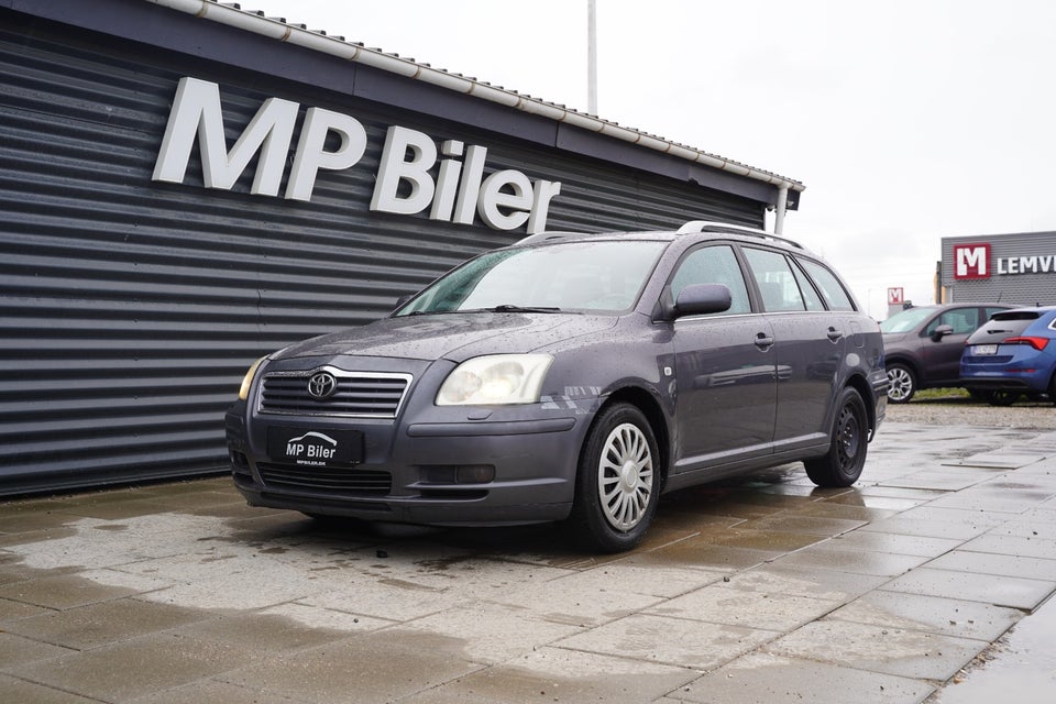Toyota Avensis 1,8 VVT-i Elegance stc. 5d