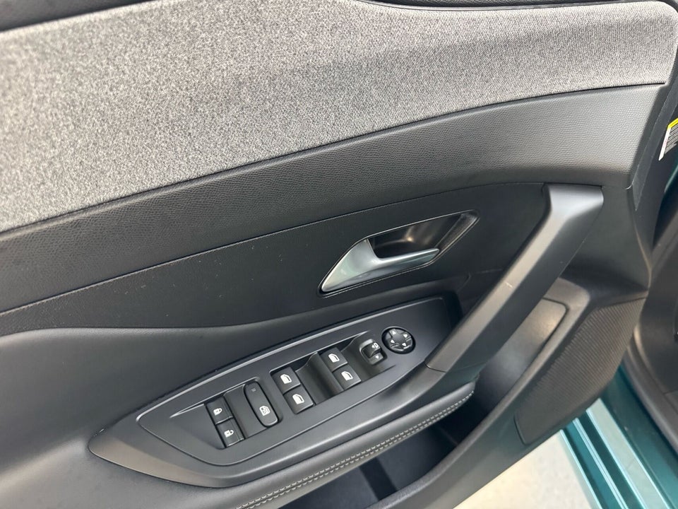 Peugeot e-308 54 Allure SW 5d