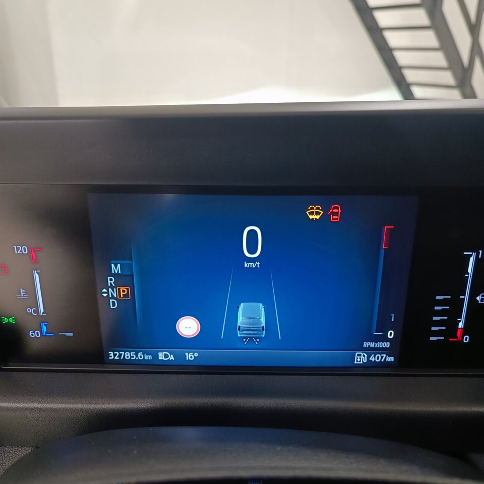 Ford Transit Custom 300 L2 2,0 EcoBlue Trend aut.