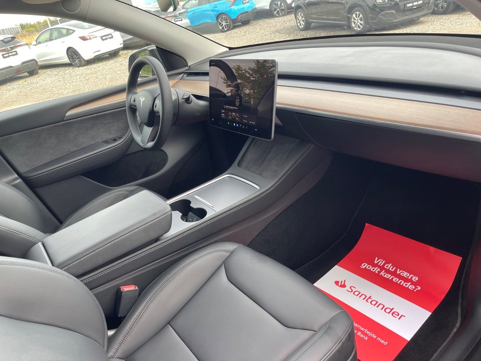 Tesla Model Y Long Range RWD 5d