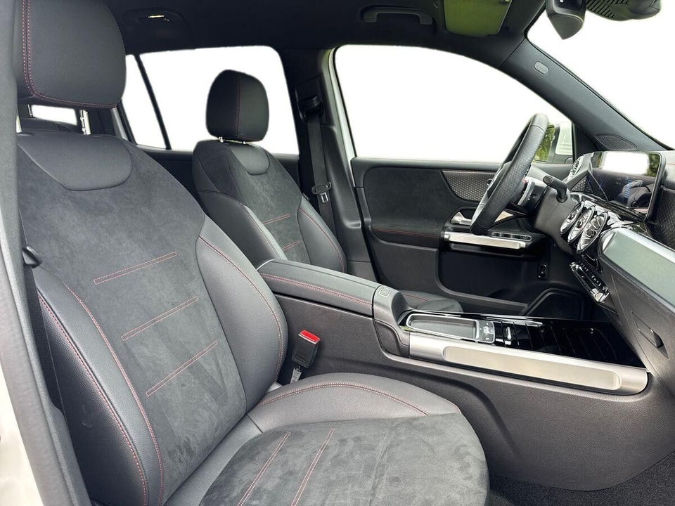 Mercedes EQB250+ AMG Line 5d