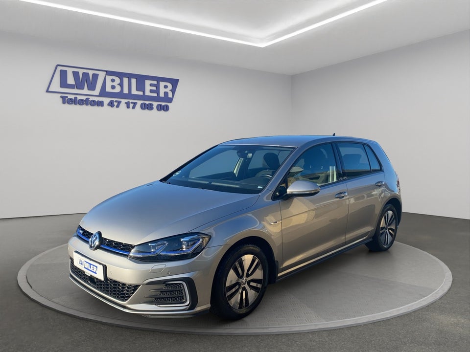 VW Golf VII 1,4 GTE DSG 5d