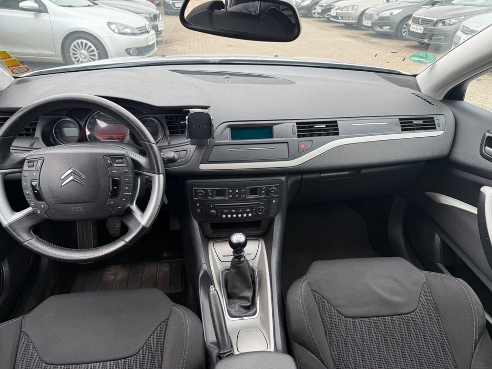 Citroën C5 2,0 HDi 140 Comfort Tourer 5d