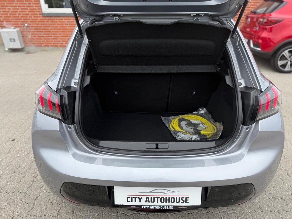 Peugeot e-208 50 Allure 5d
