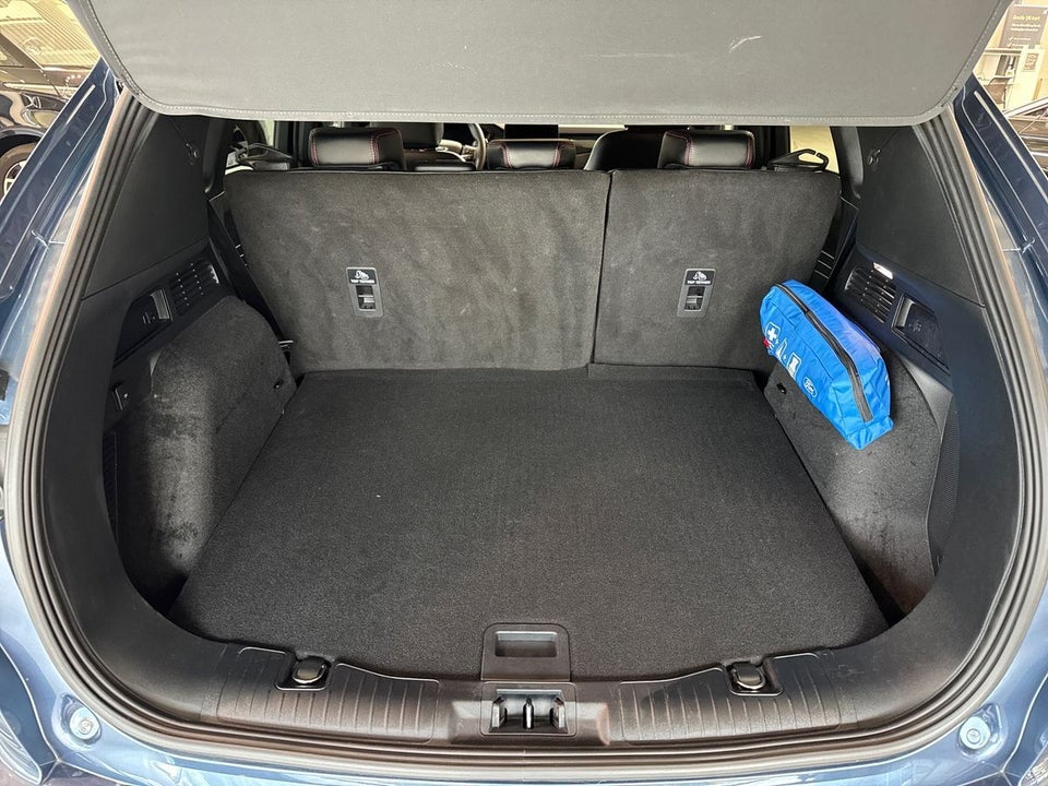 Ford Kuga 2,5 PHEV ST-Line X CVT 5d