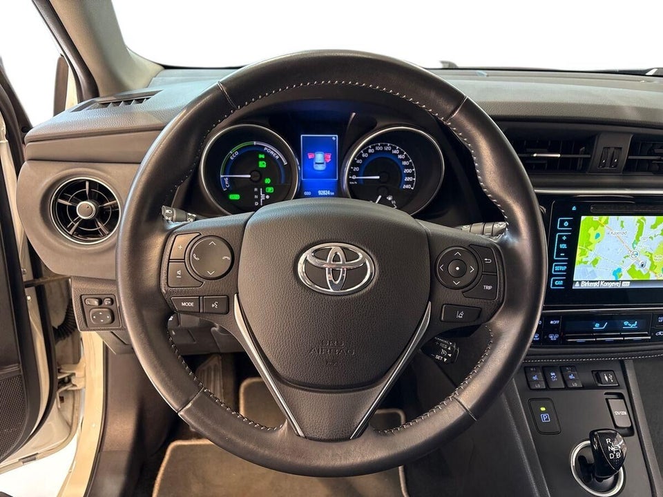 Toyota Auris 1,8 Hybrid H2 Style CVT 5d