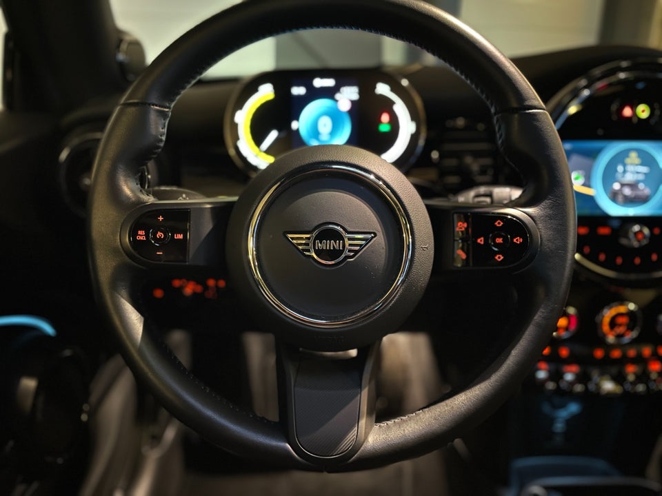 MINI Cooper SE Maximise 3d