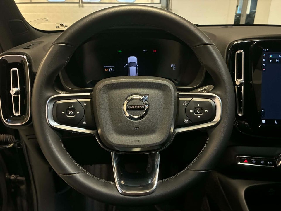 Volvo XC40 P6 ReCharge Plus 5d