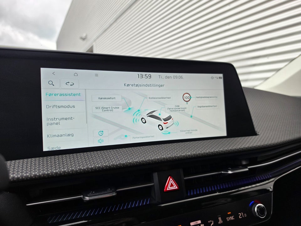 Kia EV6 77 Long Range Upgrade 5d