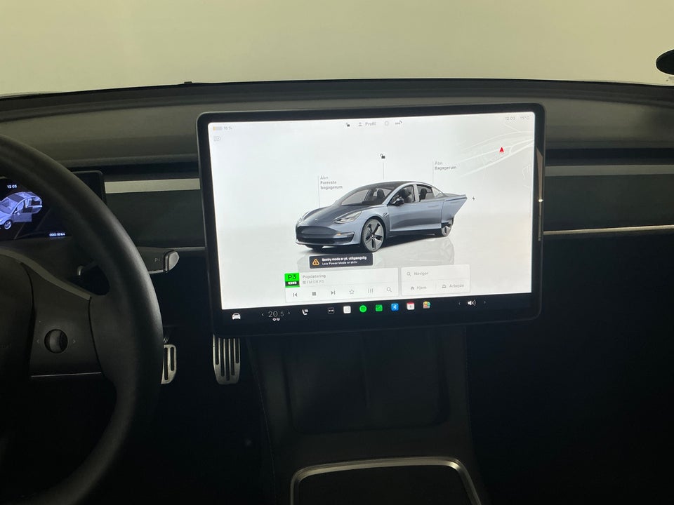 Tesla Model 3 RWD 4d