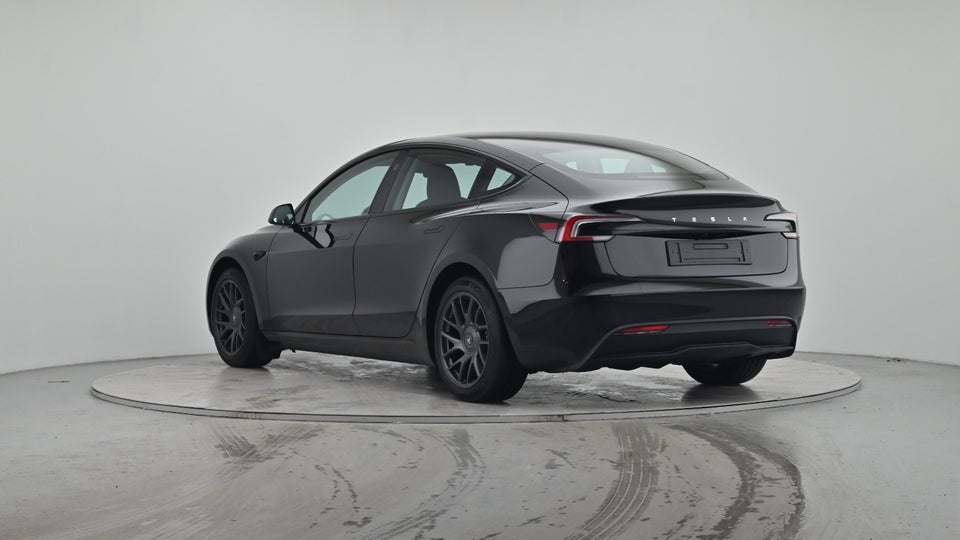 Tesla Model 3 RWD 4d