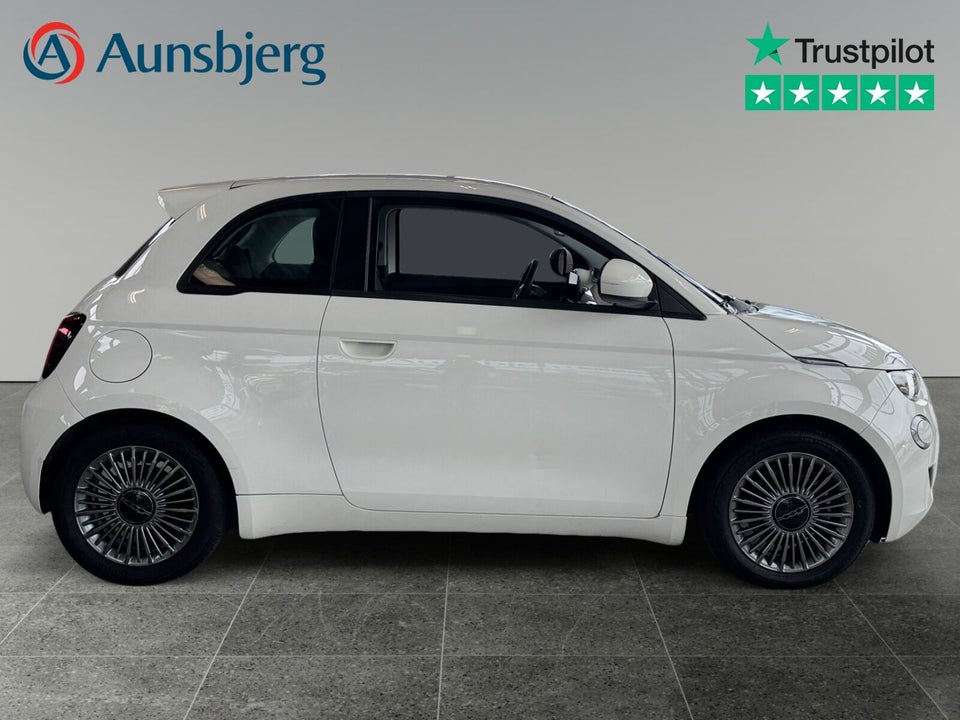 Fiat 500e 42 Icon 3d