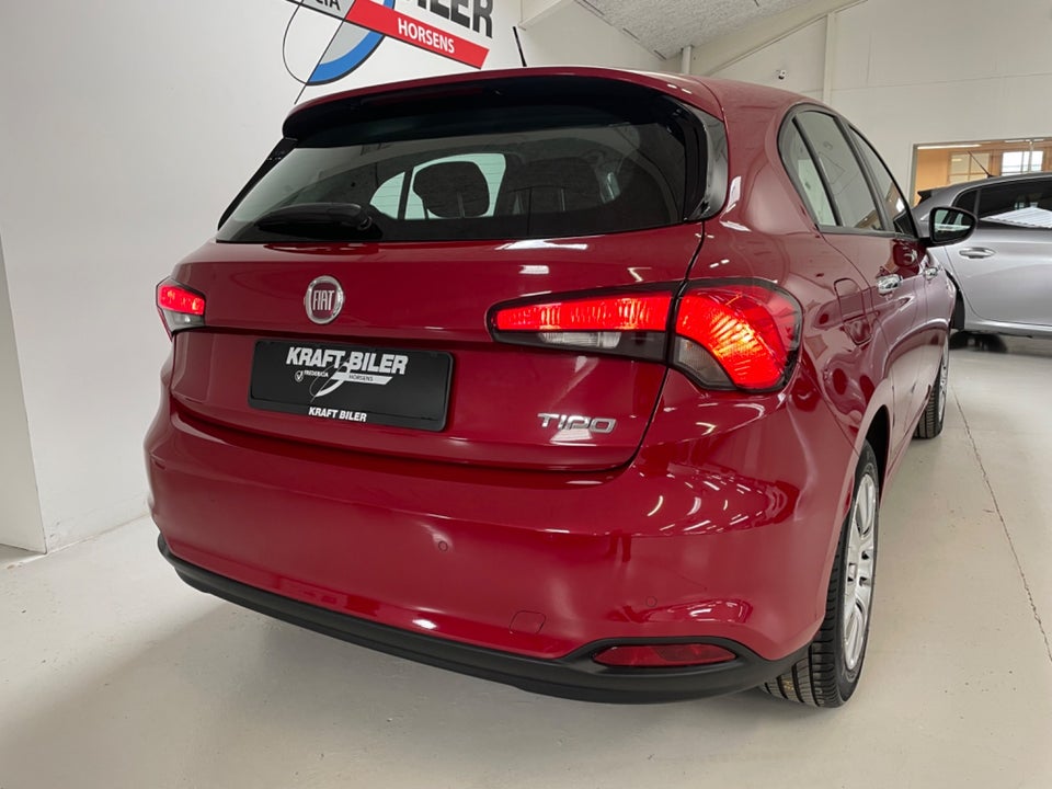 Fiat Tipo 1,4 T-Jet 120 Easy 5d