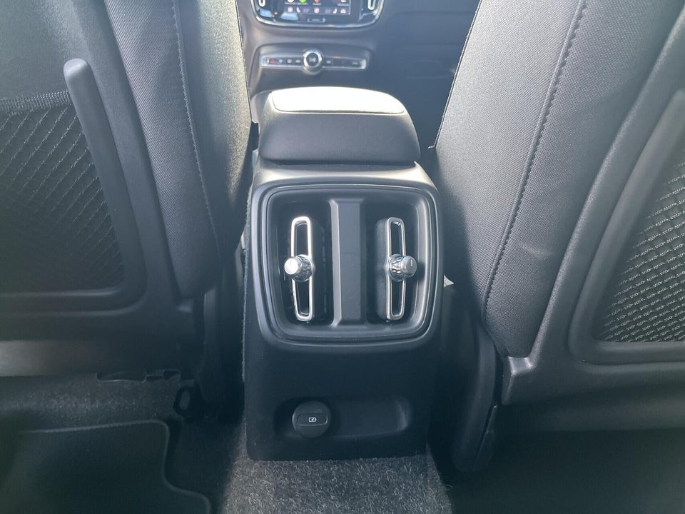 Volvo C40 ReCharge Extended Range Core 5d