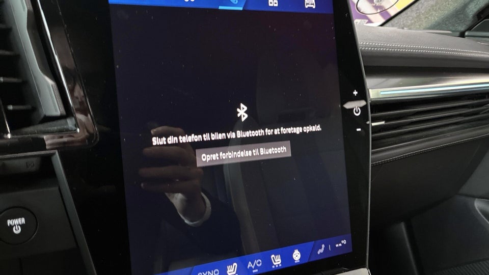 Renault Scenic E-Tech 87 Iconic 5d