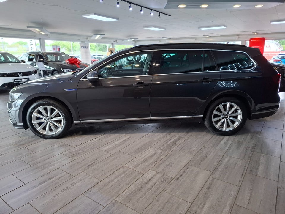 VW Passat 1,4 GTE High Variant DSG 5d