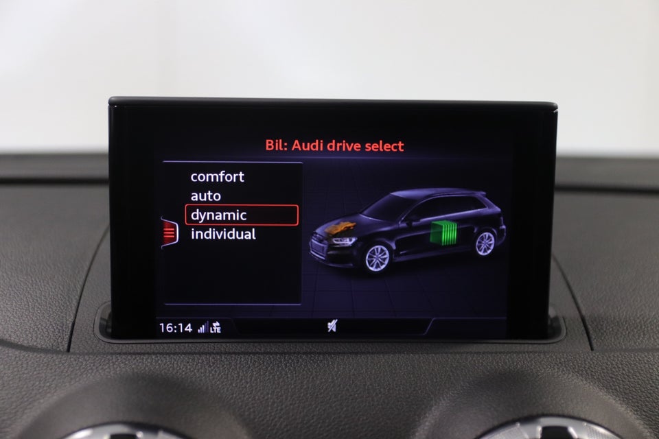 Audi A3 40 TFSi e Sport Sportback S-tr. 5d