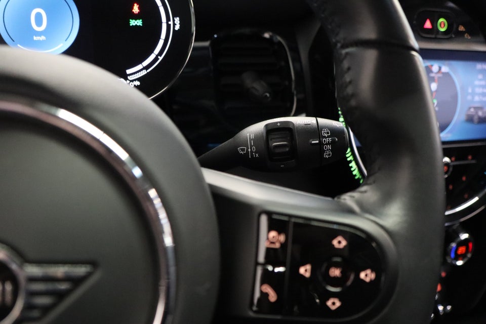 MINI Cooper SE Camden Edition 3d