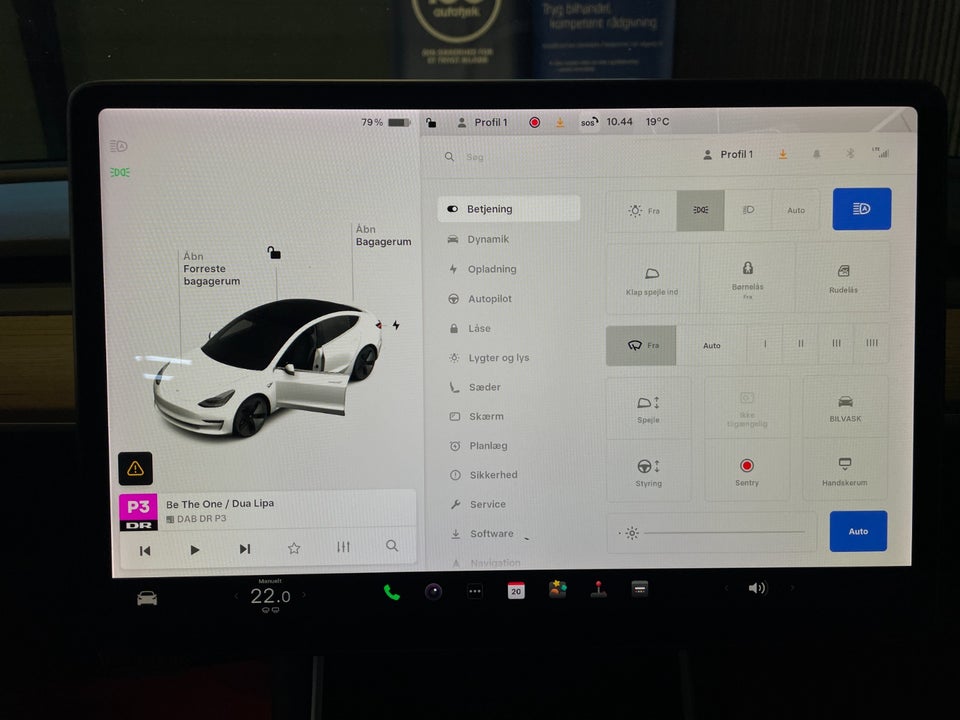 Tesla Model 3 Standard Range+ RWD 4d